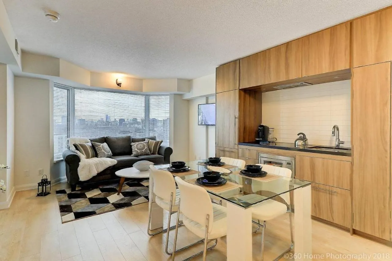 Presidential Yorkville Suite By Instant Suites Toronto