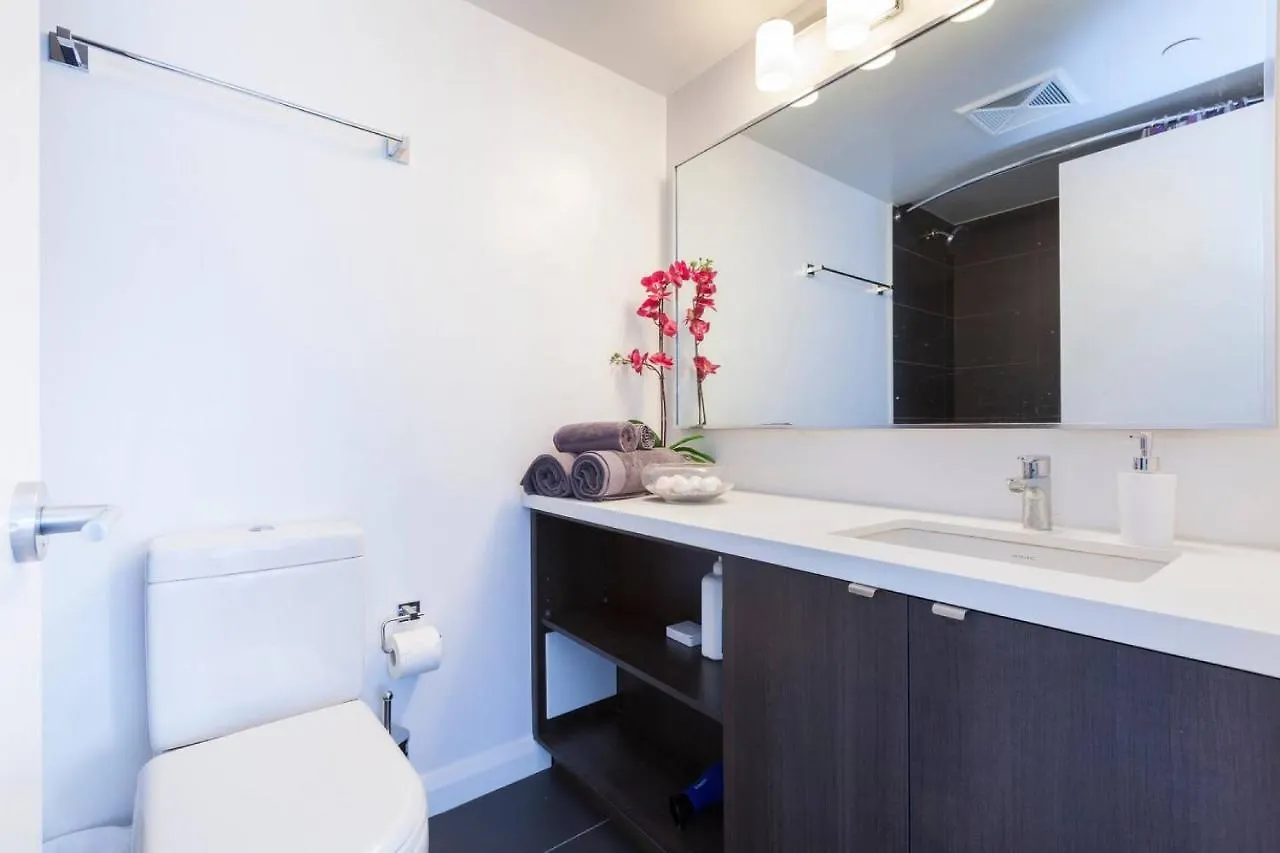 Holiday home Presidential Yorkville Suite By Instant Suites Toronto